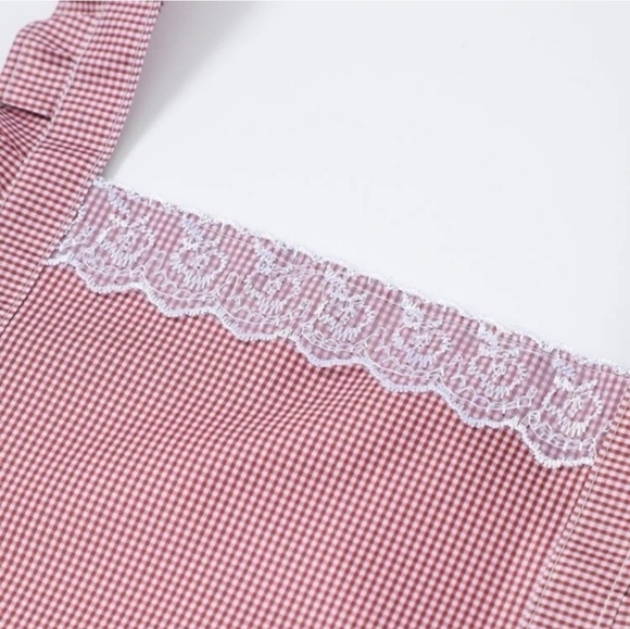 Gingham lace trim apron - Picture 3 of 4